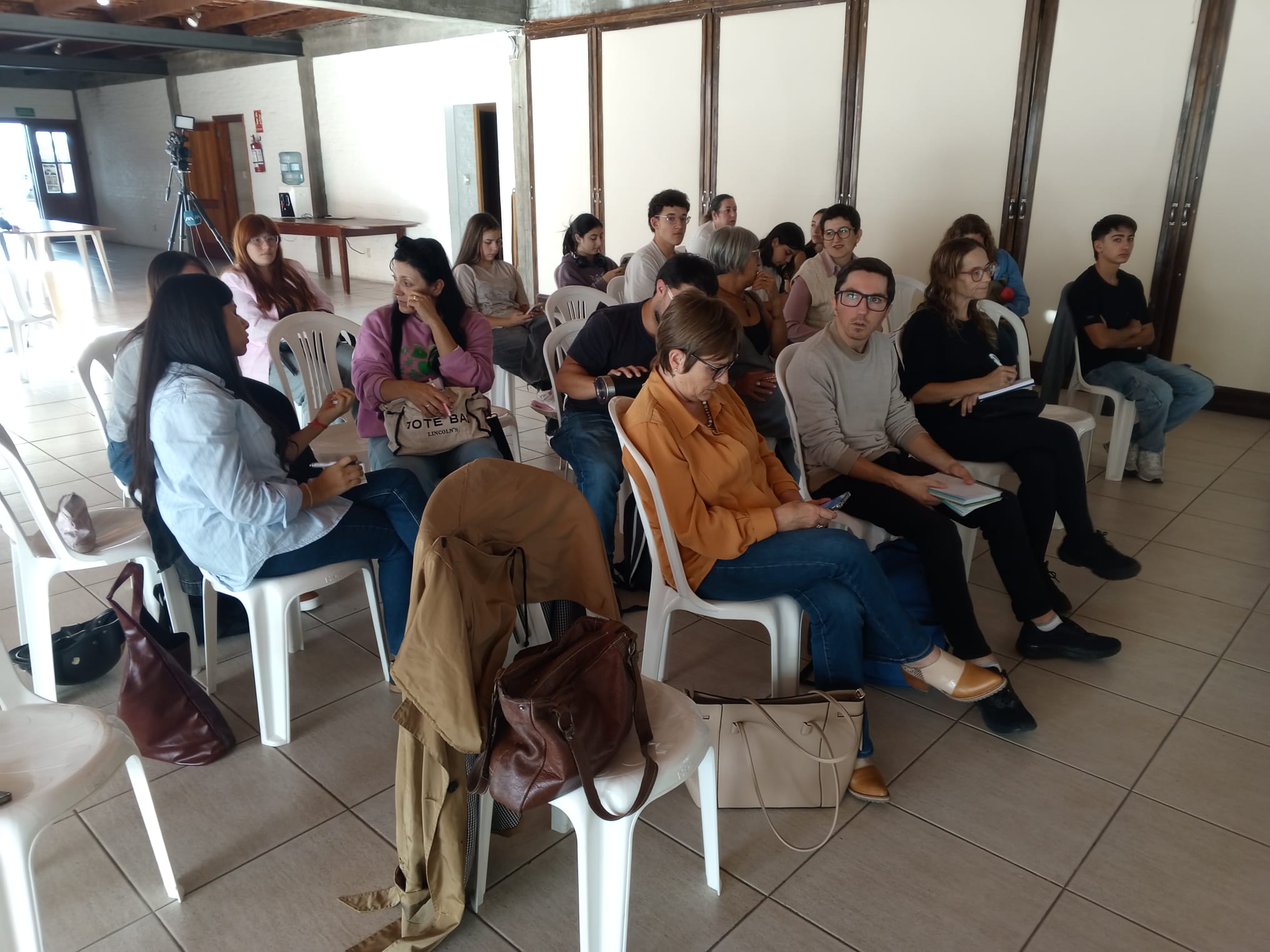 Lanzaron_Conecta_Florida_un_programa_para_impulsar_la_digitalización_de_emprendedores_y_estudiantes_2.jpeg