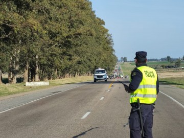 Ministro_de_Medio_Ambiente_Adrián_Peña_sufrió_accidente_en_km_132_de_ruta_5_2.jpg