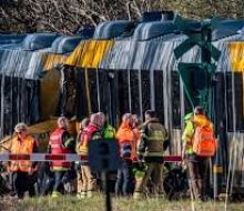 El choque frontal de dos trenes en Dinamarca dejó 18 heridos, cinco de ellos de gravedad
