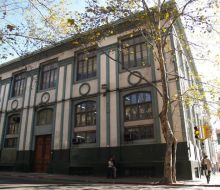 Facultad de Humanidades sancionó a seis estudiantes por "violencia física y persecución" contra otros alumnos