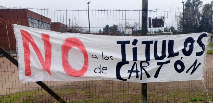 Alumnos del CERP continúan hasta el viernes con la ocupación del centro educativo