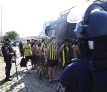 Regresó a Uruguay el último hincha de Peñarol que permanecía detenido en Brasil desde 2024