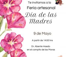 Feria artesanal organizada por Cruz Roja por el “Día de la Madre”