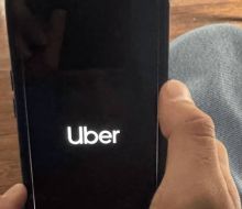 Tribunal condena a Uber a pagar créditos salariales a choferes por estar en relación de dependencia