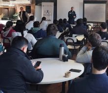 Taller de Violencia en el Noviazgo en Escuela Agraria de Florida