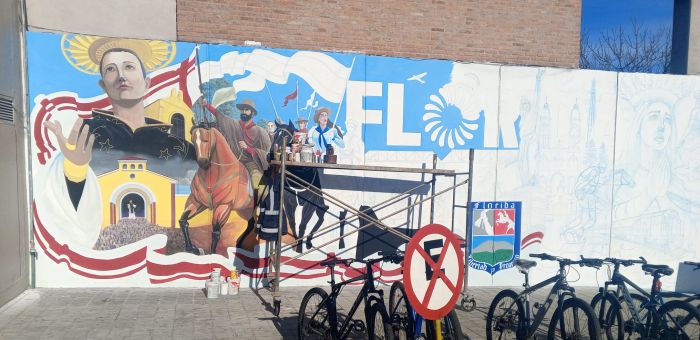 Jorge Romero avanza con un nuevo mural en la Terminal de Florida