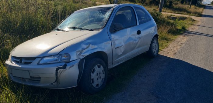 Motonetista resultó lesionado tras choque con un auto en 25 de Mayo
