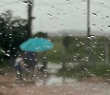 Registro de lluvias y pasos cortados en Florida