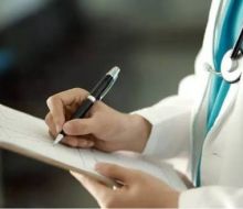 Imputaron a una estudiante de Medicina que ejerció como doctora con un título falso en Rocha