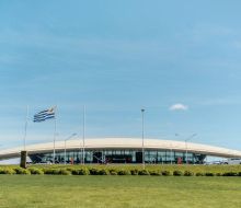 Uruguay es el tercer país en región con más pasajeros aéreos internacionales por habitante