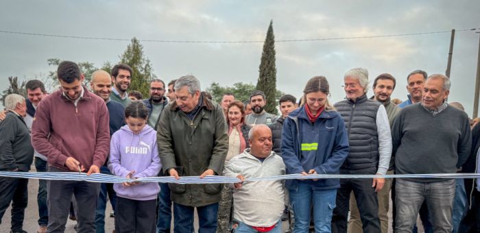 Fray Marcos inauguró nuevas obras de pavimentación urbana