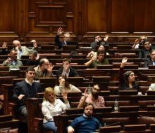 Parlamento extendió hasta el 31 de octubre el subsidio a trabajadores del Frigorífico Casa Blanca