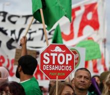 España extiende hasta 2030 la protección contra desalojos y prorroga los alquileres tras protestas