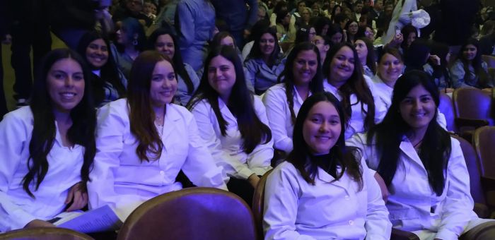 70 egresados del IFD recibieron sus títulos