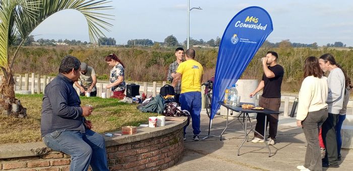 Equipo de “Más Comunidad, ¡A la Plaza!” realizó actividad en el barrio Prado Español