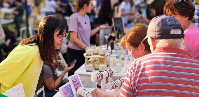 Feria Artesanal en el marco del Día del Artesano