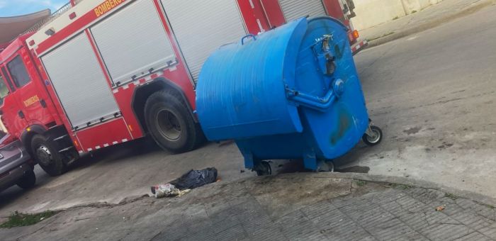 Intendencia exhorta a la población a no arrojar cenizas encendidas en los contenedores de residuos