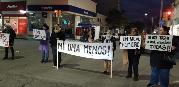 Colectivo 8M de Florida se movilizó en repudio a un nuevo femicidio