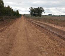 Dirección de Vialidad continúa trabajando en la caminería rural del noreste del departamento