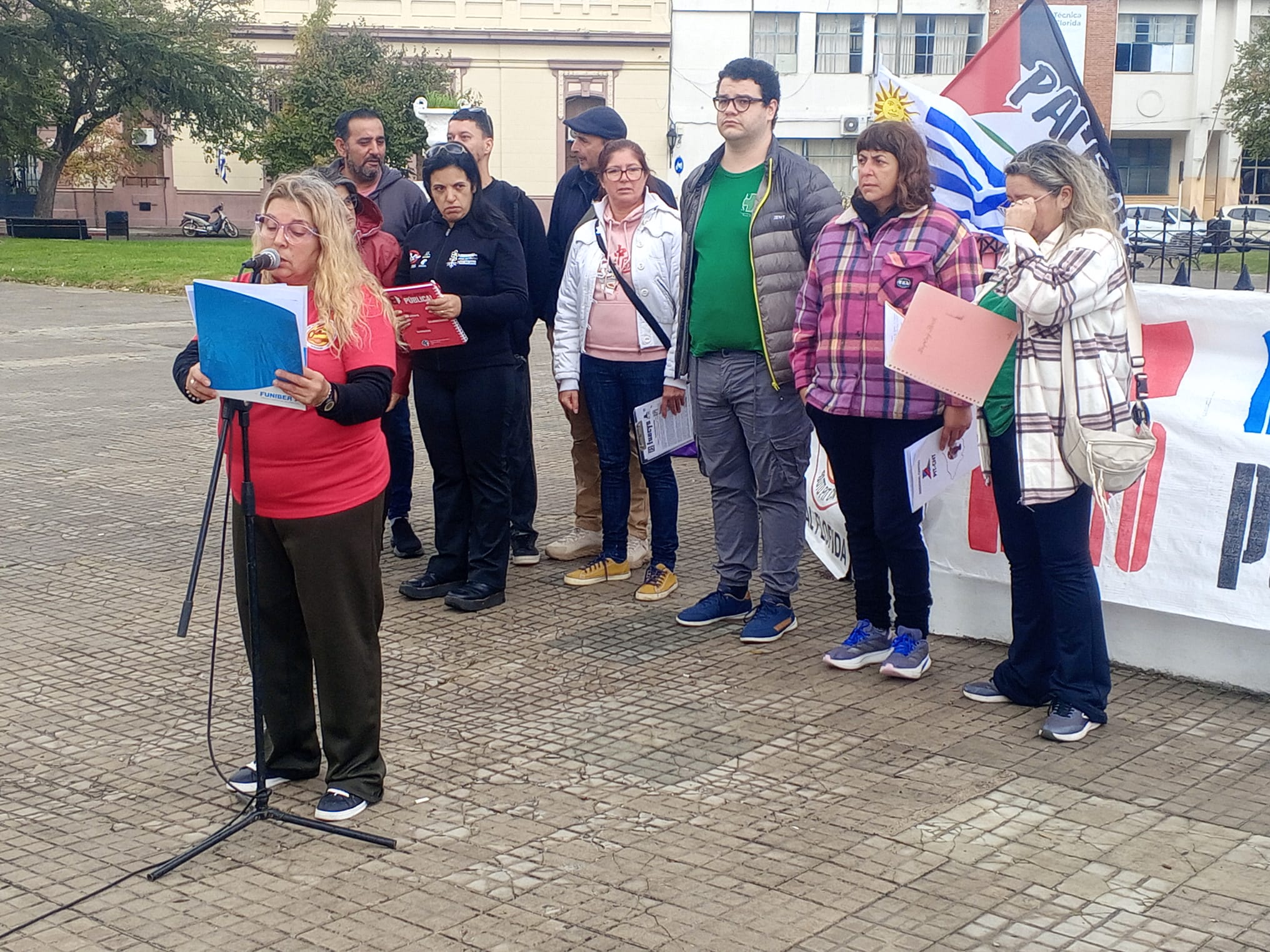 Acto_en_Plaza_Asamblea_por_el1_de_Mayo_Día_de_los_Trabajadores.jpeg