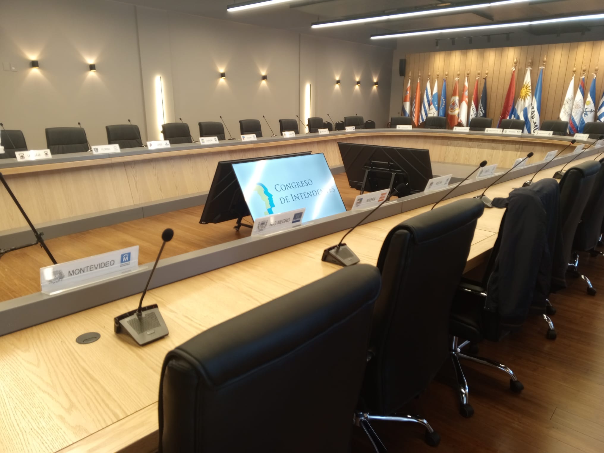 Carlos_Enciso_asumió_la_presidencia_del_Congreso_de_Intendentes.jpeg