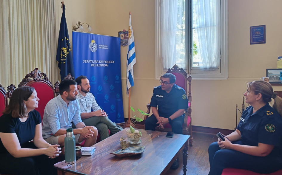 Comando_Jefaturial_se_reunió_con_Institución_ReCrear.jpeg