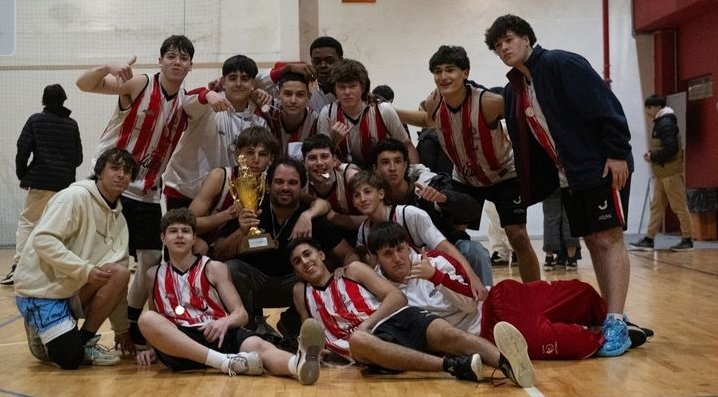 Florida campeón juvenil en Básquetbol
