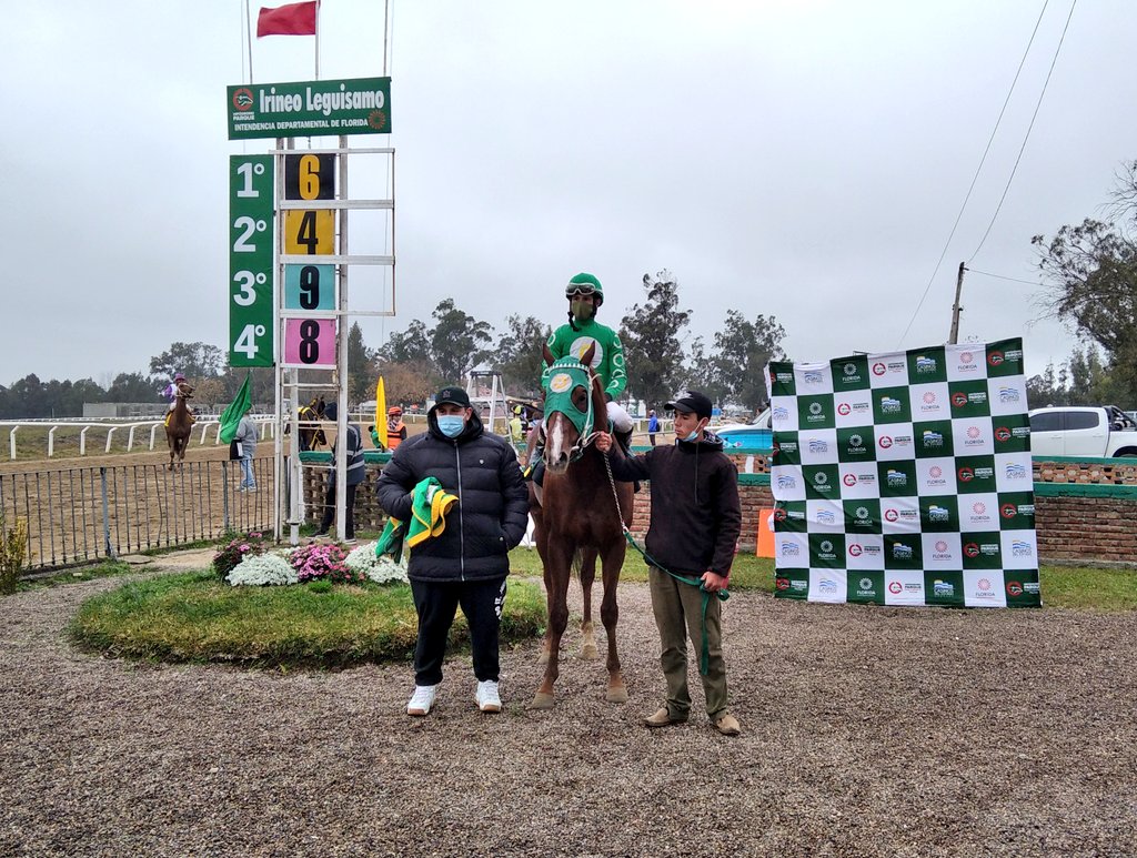 Lorenzito ganó el Gran Premio 45 años de CW33 La Nueva Radio Florida 2