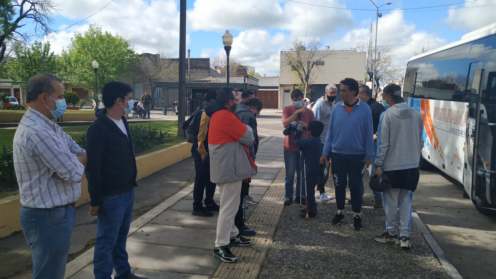 Selección uruguaya de Fútbol de Salón adaptado a ciegos entrena en Florida