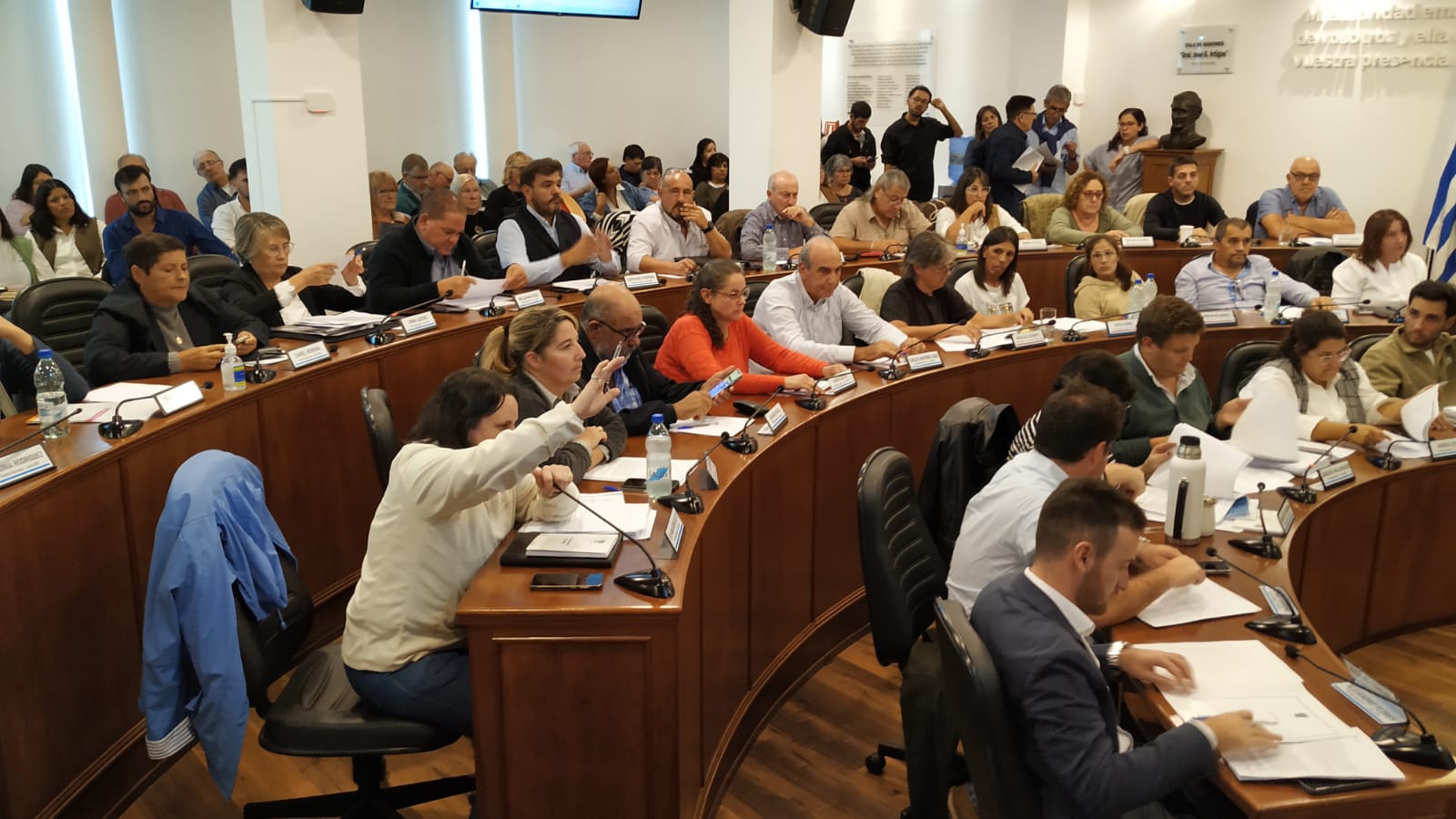 Ediles_analizan_el_presupuesto_quinquenal_de_la_Intendencia.jpeg