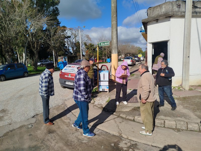 El_móvil_de_la_33_estuvo_este_viernes_en_Cardal_3.jpg