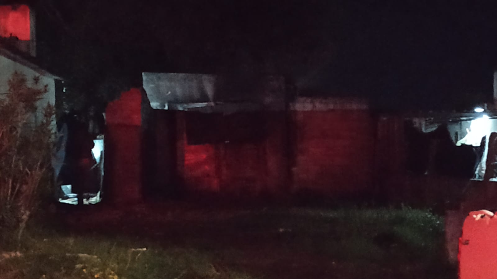 Incendio_provocó_pérdidas_totales_en_una_vivienda_precaria_en_Javier_de_Viana.jpeg