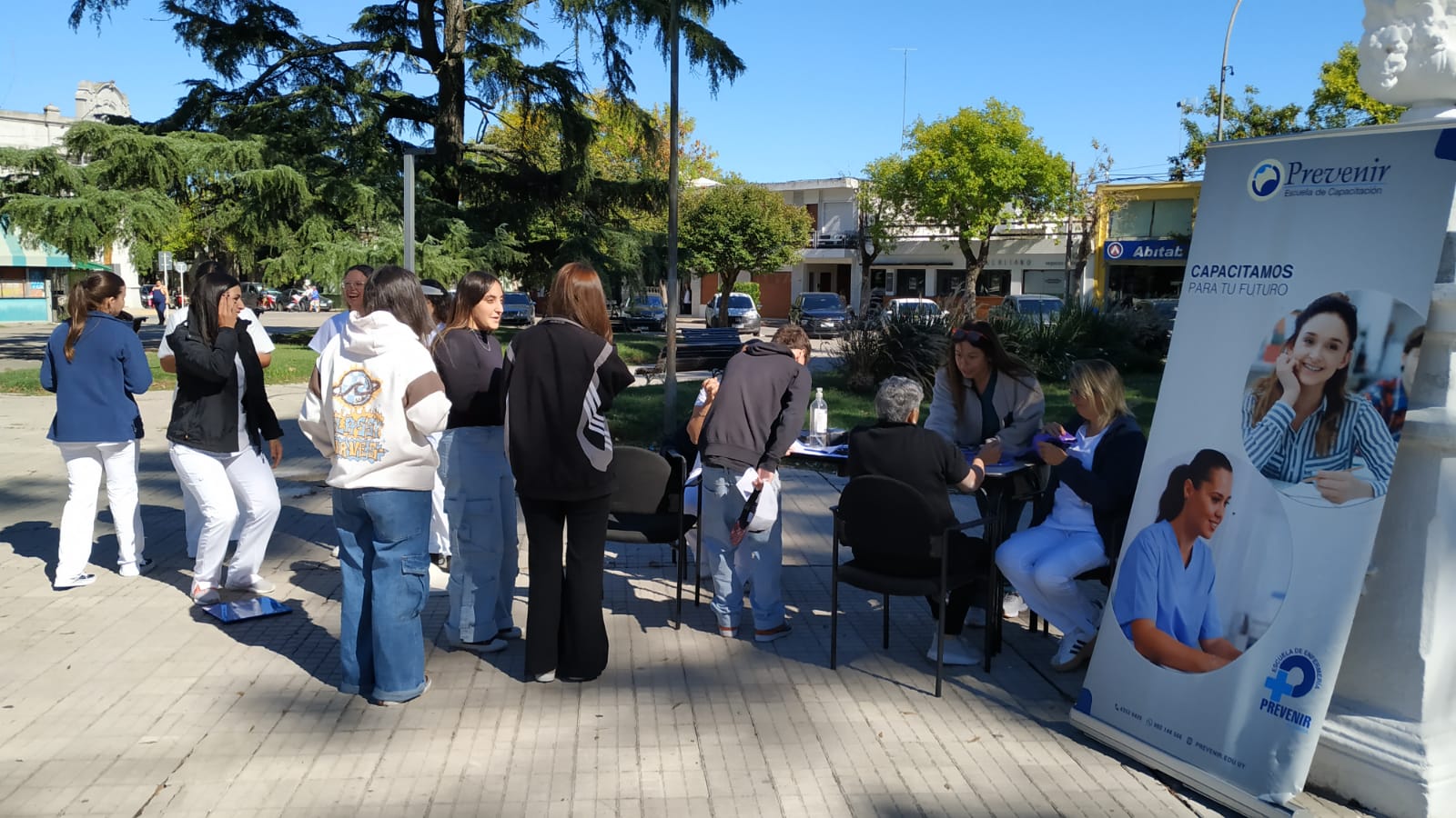 Jornada_por_la_Obesidad_en_Plaza_Asamblea_2.jpeg