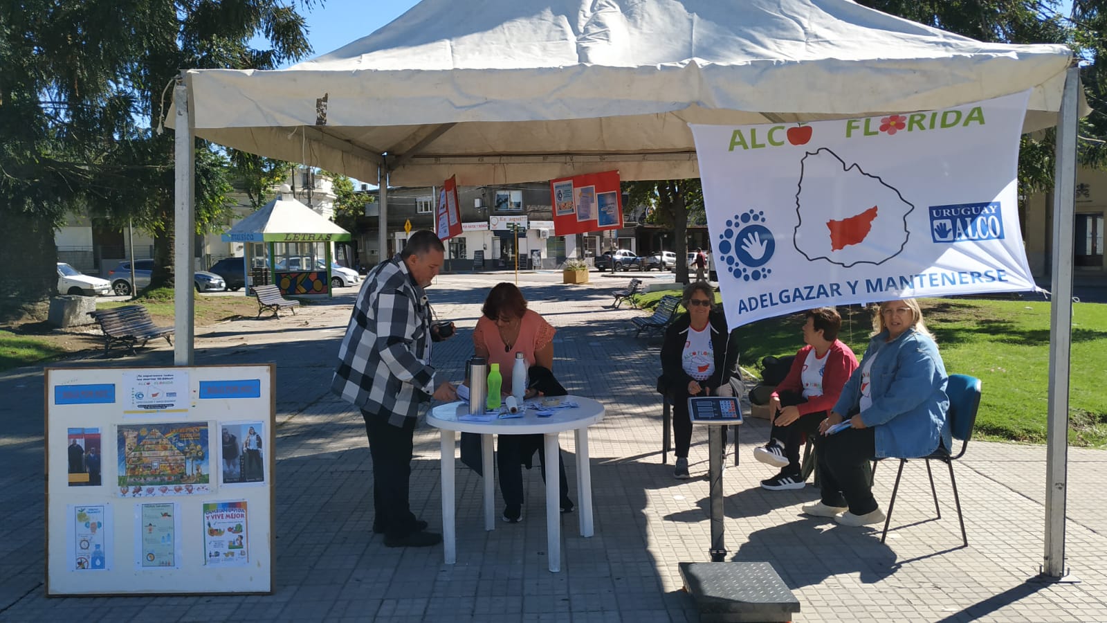 Jornada_por_la_Obesidad_en_Plaza_Asamblea_3.jpeg