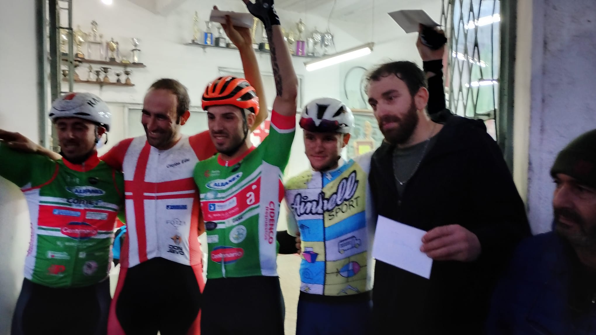 Kevin_Corujo_ganó_la_tercera_fecha_del_Campeonato_Piedra_Alta_de_Ciclismo.jpeg