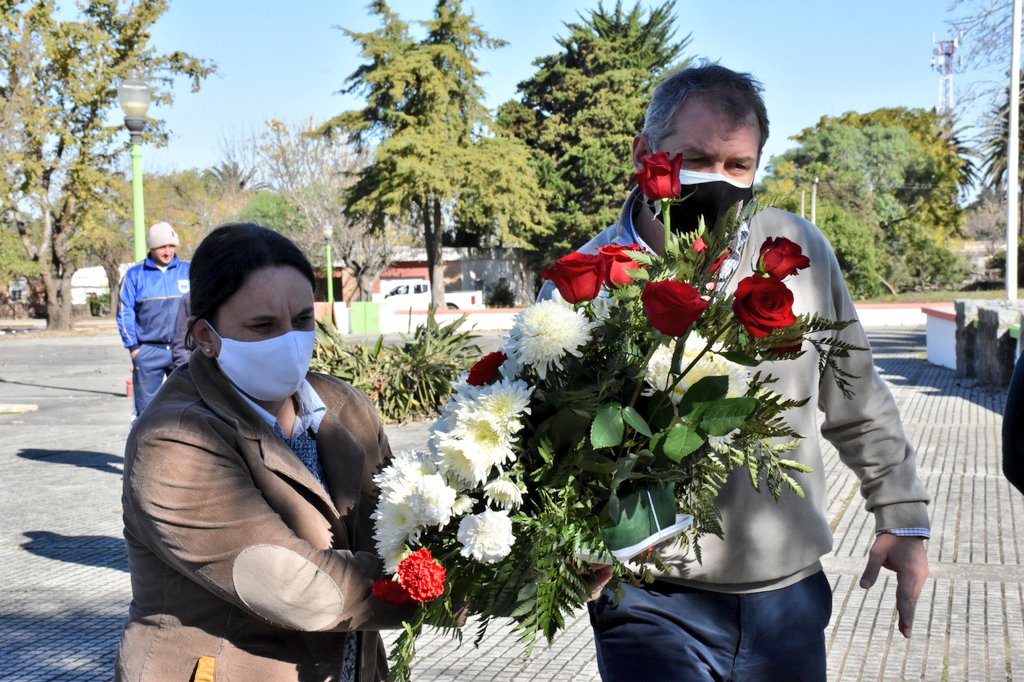 147 años de la fundación de 25 de Mayo