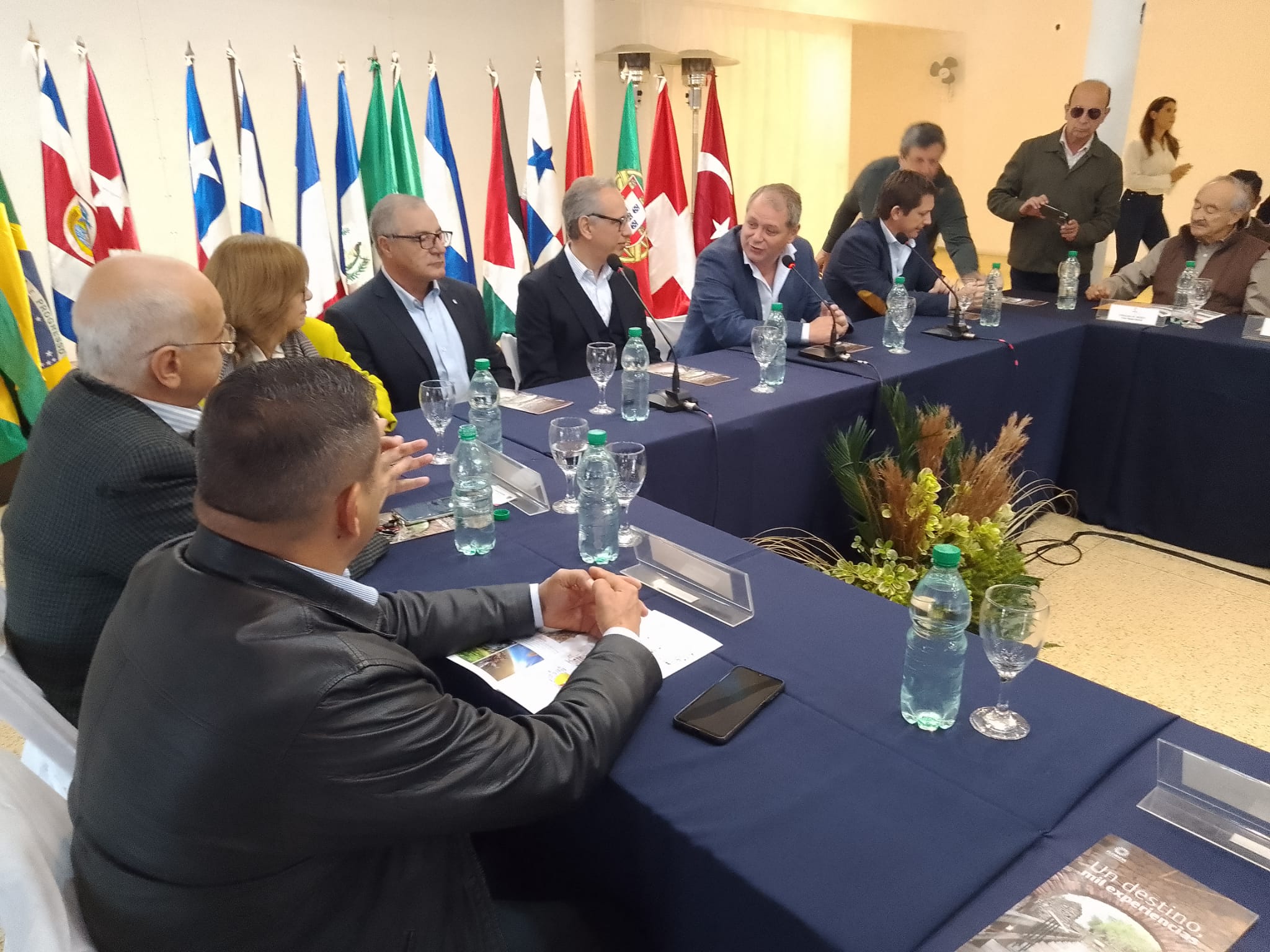 21 embajadores visitaron Florida 4