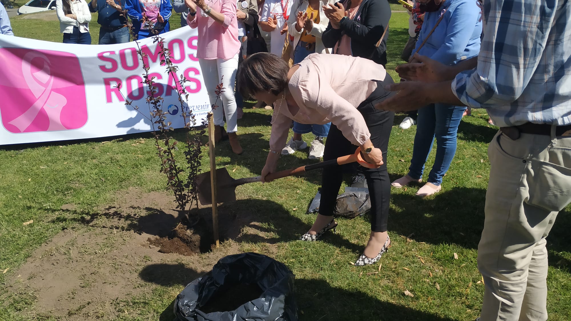 Actividad en el Solar Nativo en el marco del Día Internacional de la Lucha y Prevención del Cáncer de Mama 6
