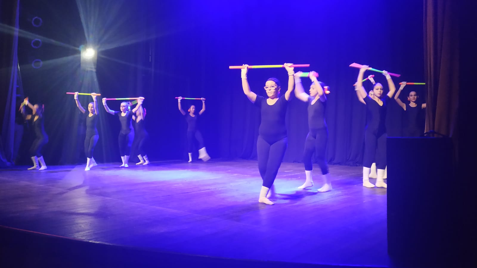 Actividad en el Teatro 25 de Agosto en el Día Internacional de la Danza 4