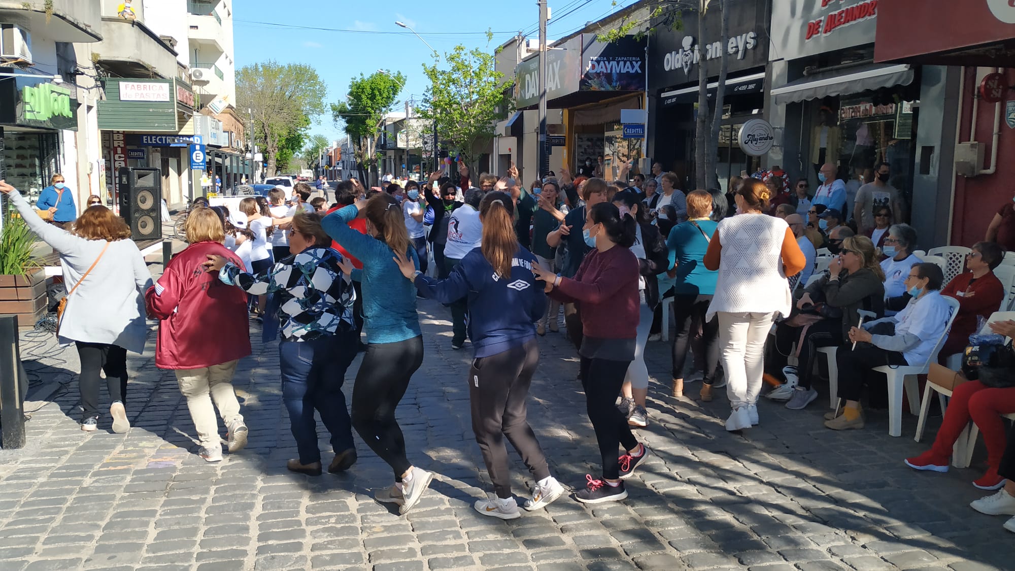 Actividad intergeneracional por el Día Internacional de la Persona Mayor 2