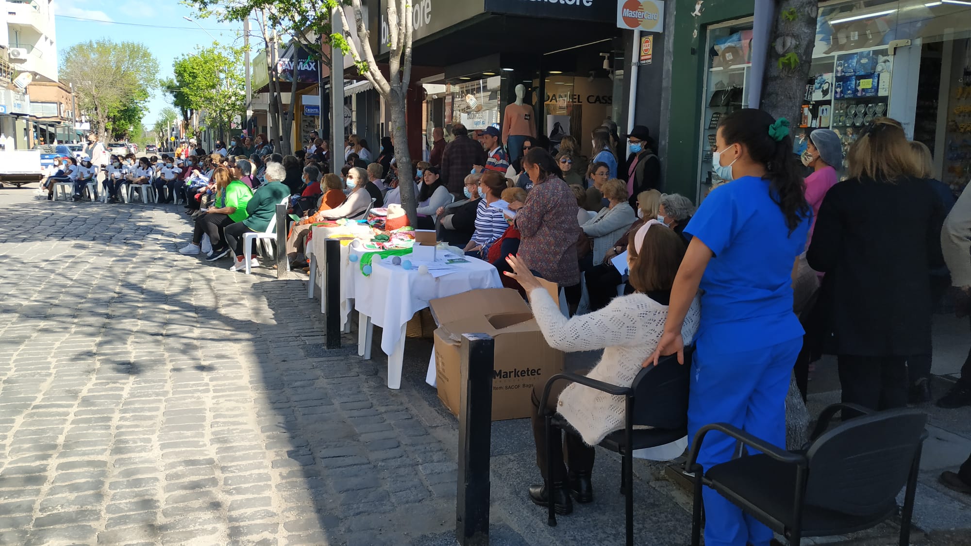 Actividad intergeneracional por el Día Internacional de la Persona Mayor 5