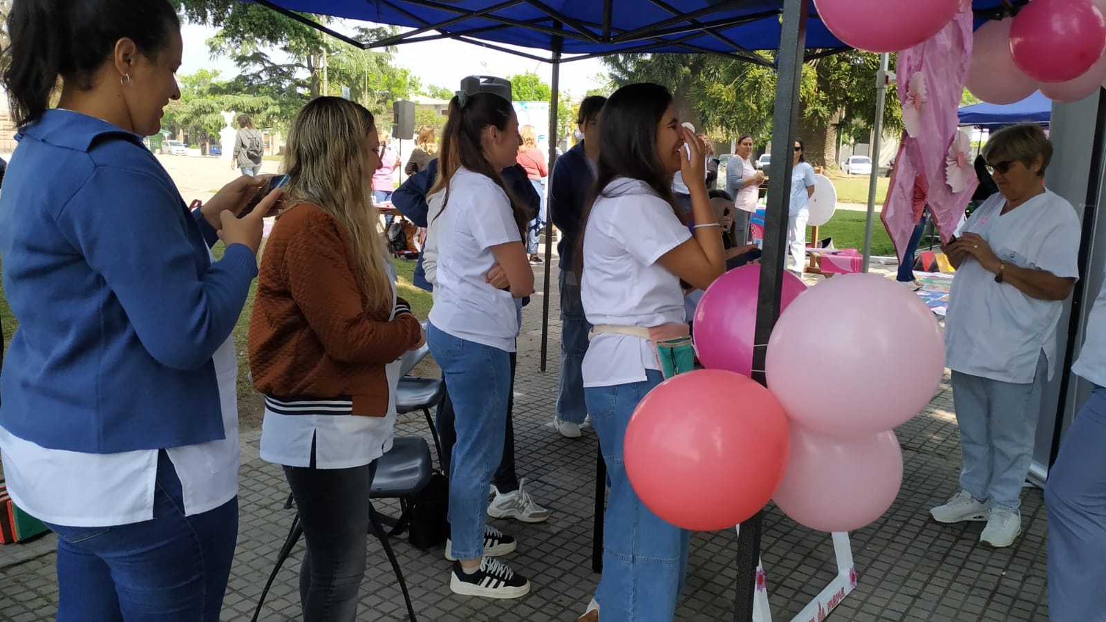 Actividades en Plaza Asamblea por el mes de prevención del Cáncer de Mama