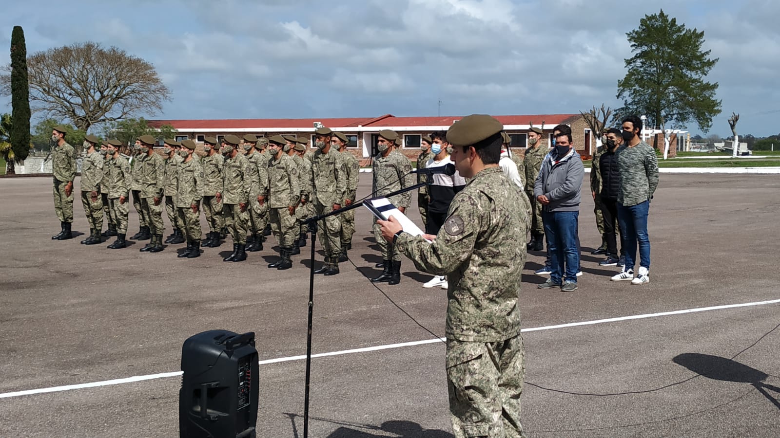 Acto de Jura de Fidelidad a la Bandera Nacional en el Batallón Sarandí de Ingenieros de Combate N2 6