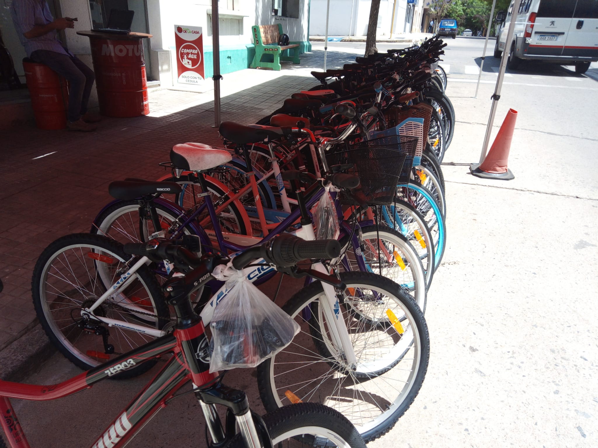 Albanes lanzó el plan reservas de Navidad y Reyes 1