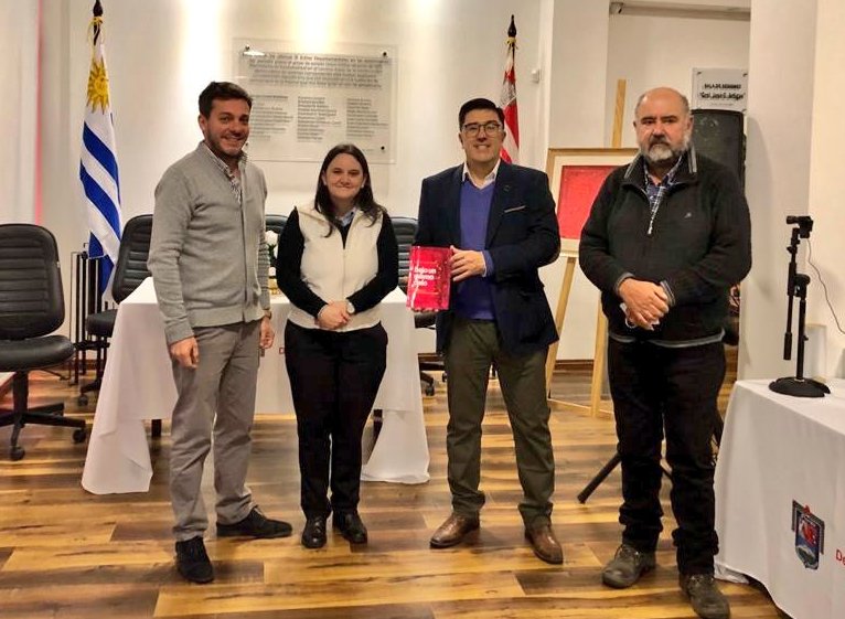 Alberto Mazza lanzó oficialmente el libro Bajo un mismo cielo