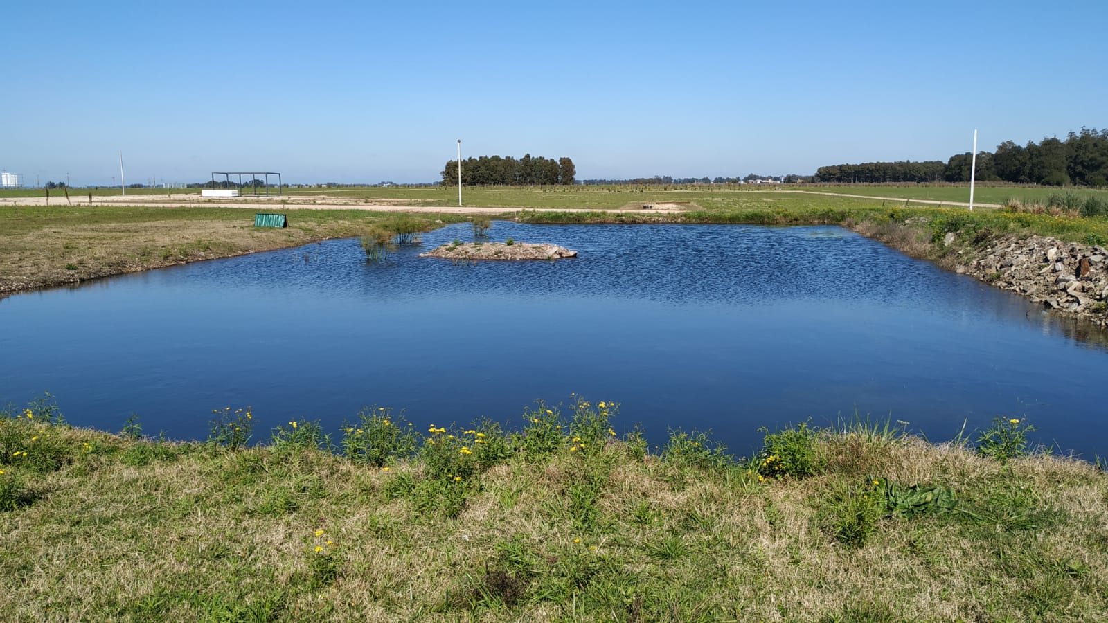 Alrededor del 20 de Setiembre se inaugura el Cementerio Parque Paraíso Eterno