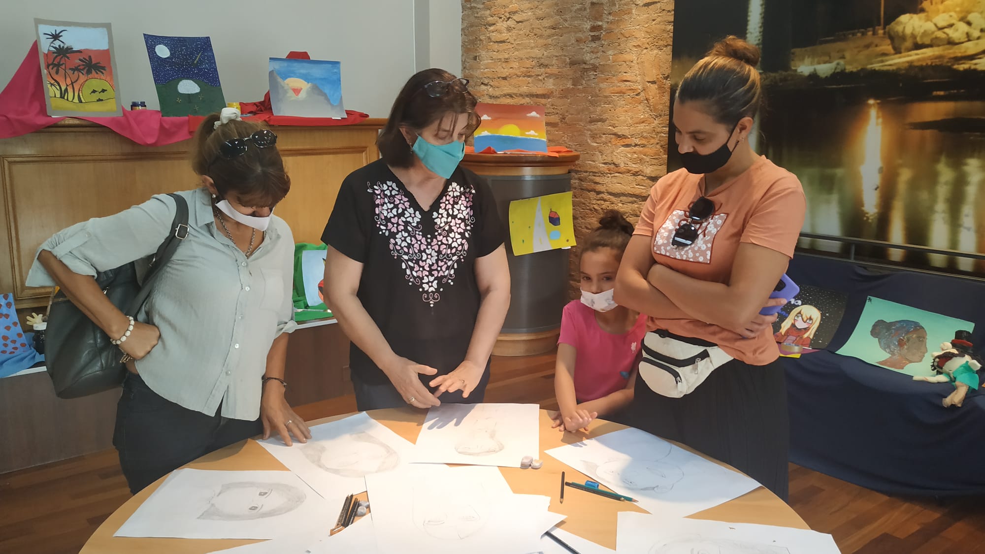 Alumnos de la Escuela de Educación Artística exponen sus trabajos en Caycpa