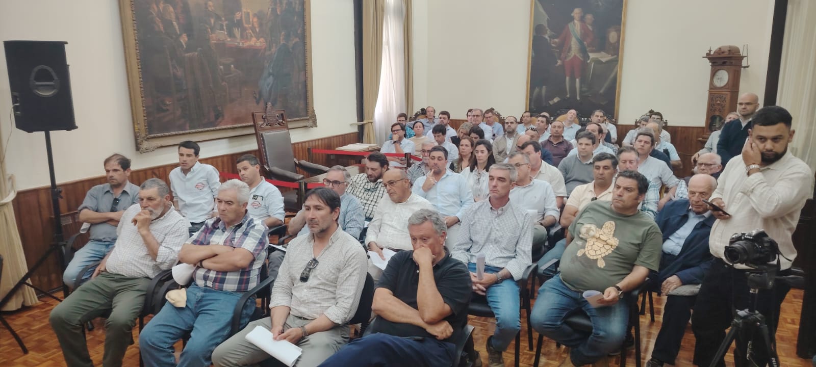 Autoridades de la Intendencia se reunieron con gremiales y transportistas por nuevo protocolo de tránsito en caminos rurales 2