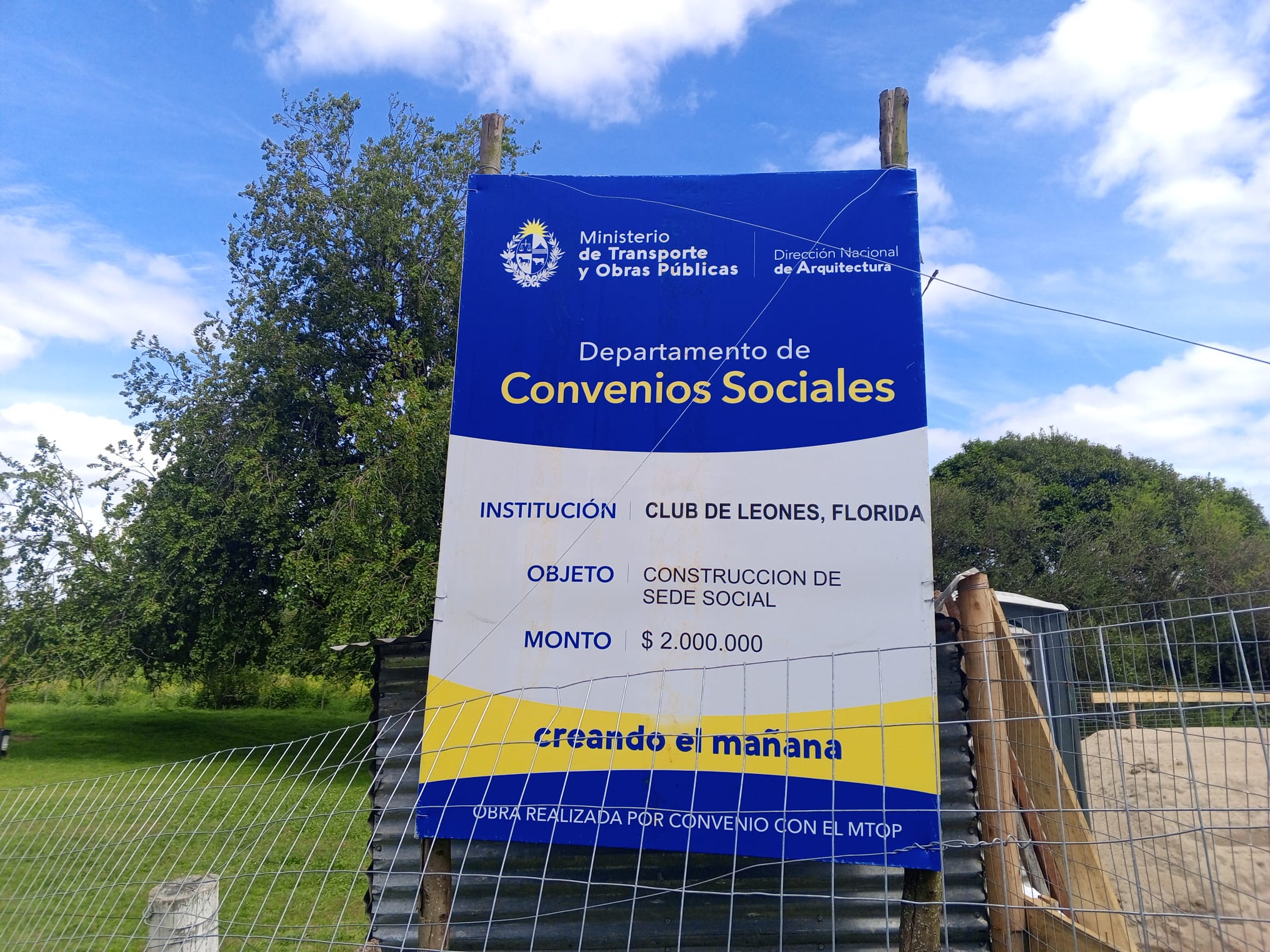 Avanzan las obras de la Sede del Club de Leones de Florida 2