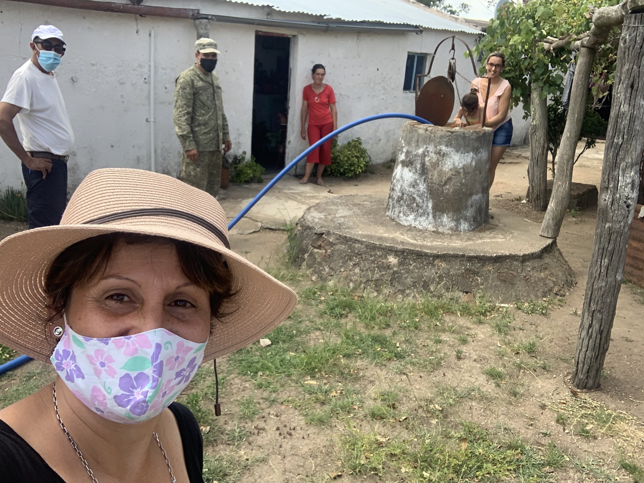 CECOED continúa entregando agua en todo el departamento